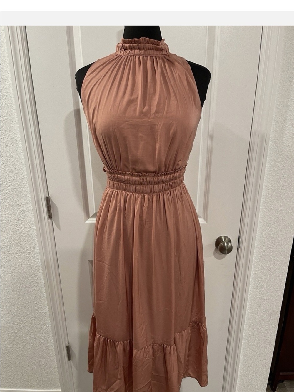 Knox Rose Mauve Halter Maxi Dress NWT